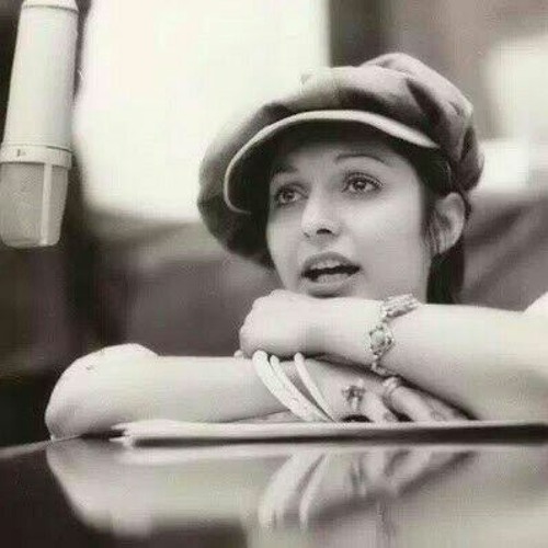 Googoosh – Gole Hezar Par