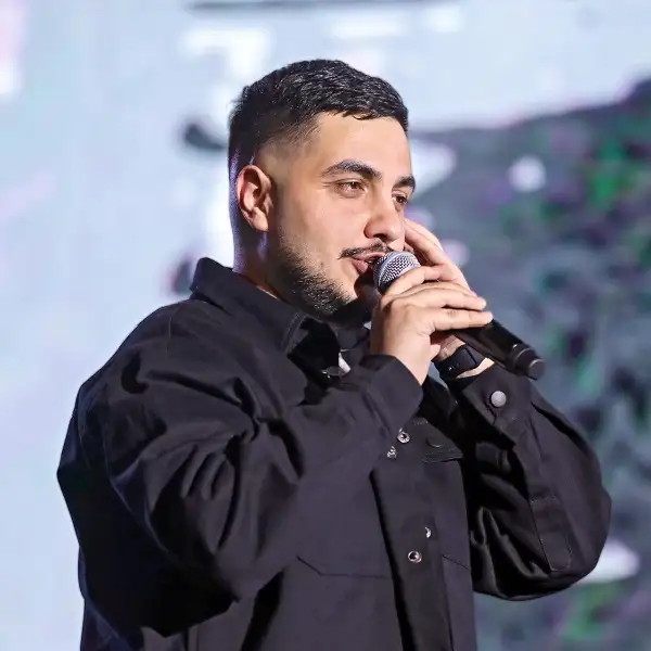 من آرزوم بود از آرون افشار